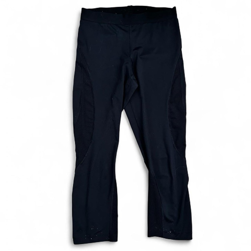 Nike Black 3/4 length activewear  legging pants